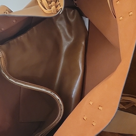 Large vegan leather tote - Picture 4 of 7